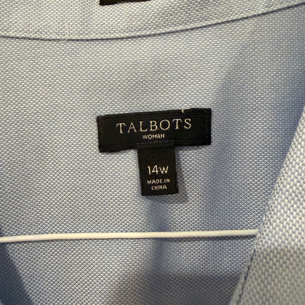 Talbots Light Blue Sleeveless Button-Front Shirt - Picture 4 of 5